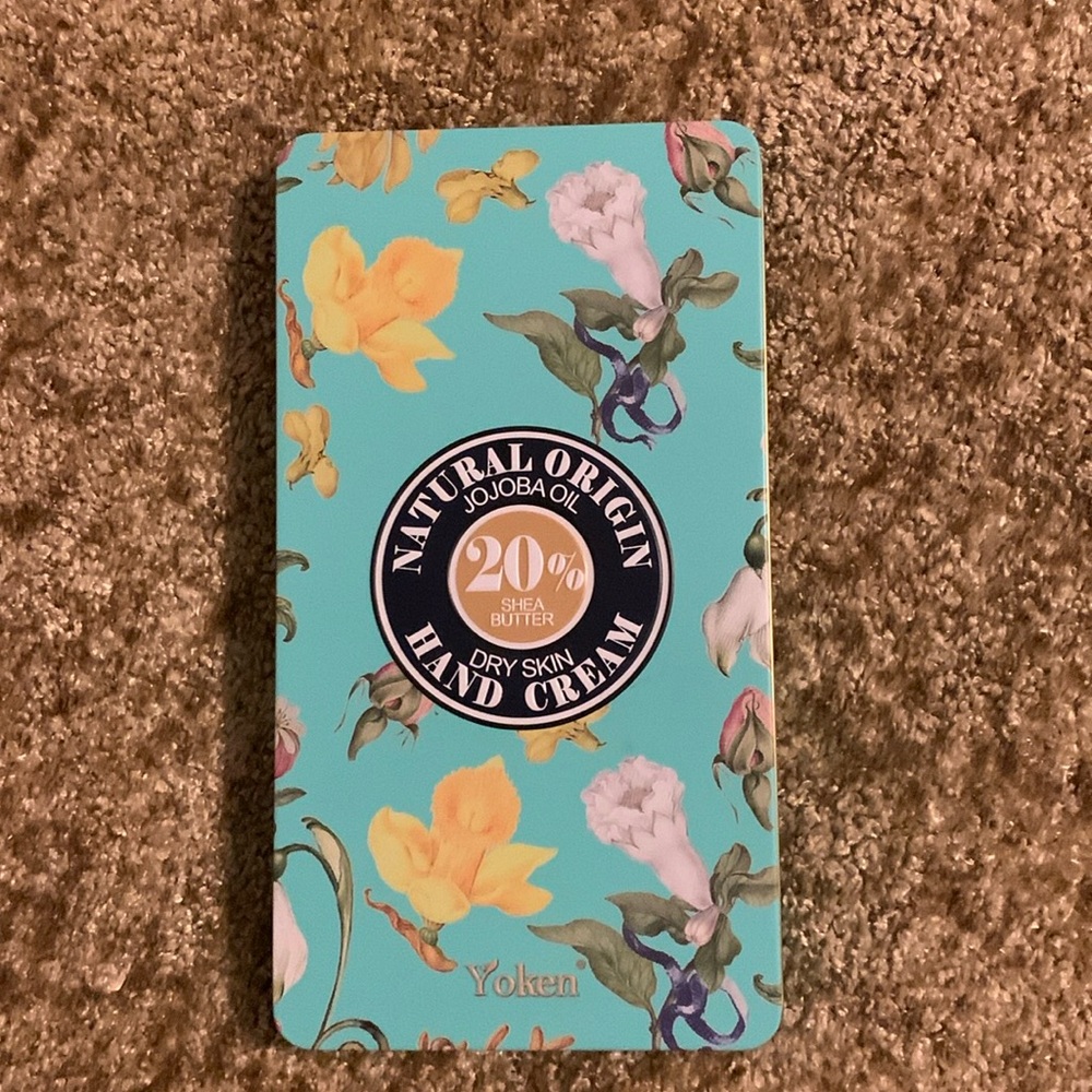 Natural Orign Hand Cream
One seal has been broken but not used.
